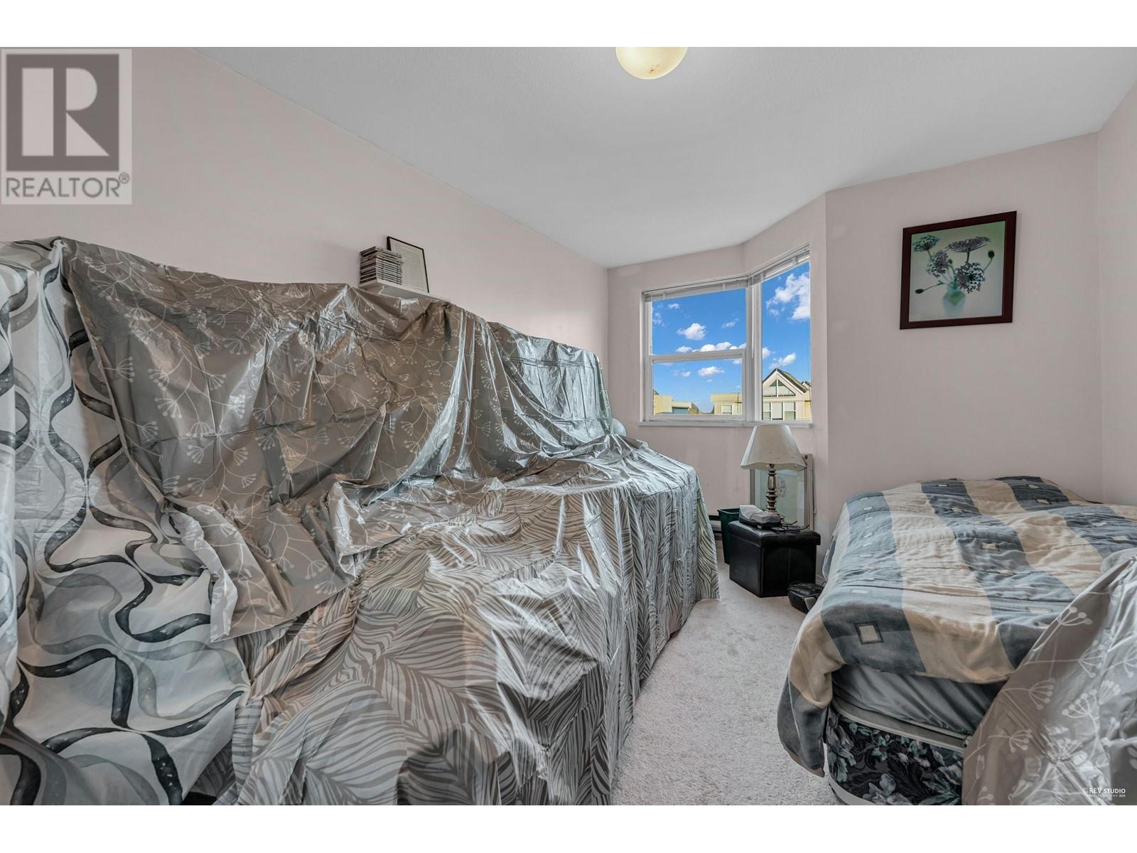 401 7011 Blundell Road Property Photo 15