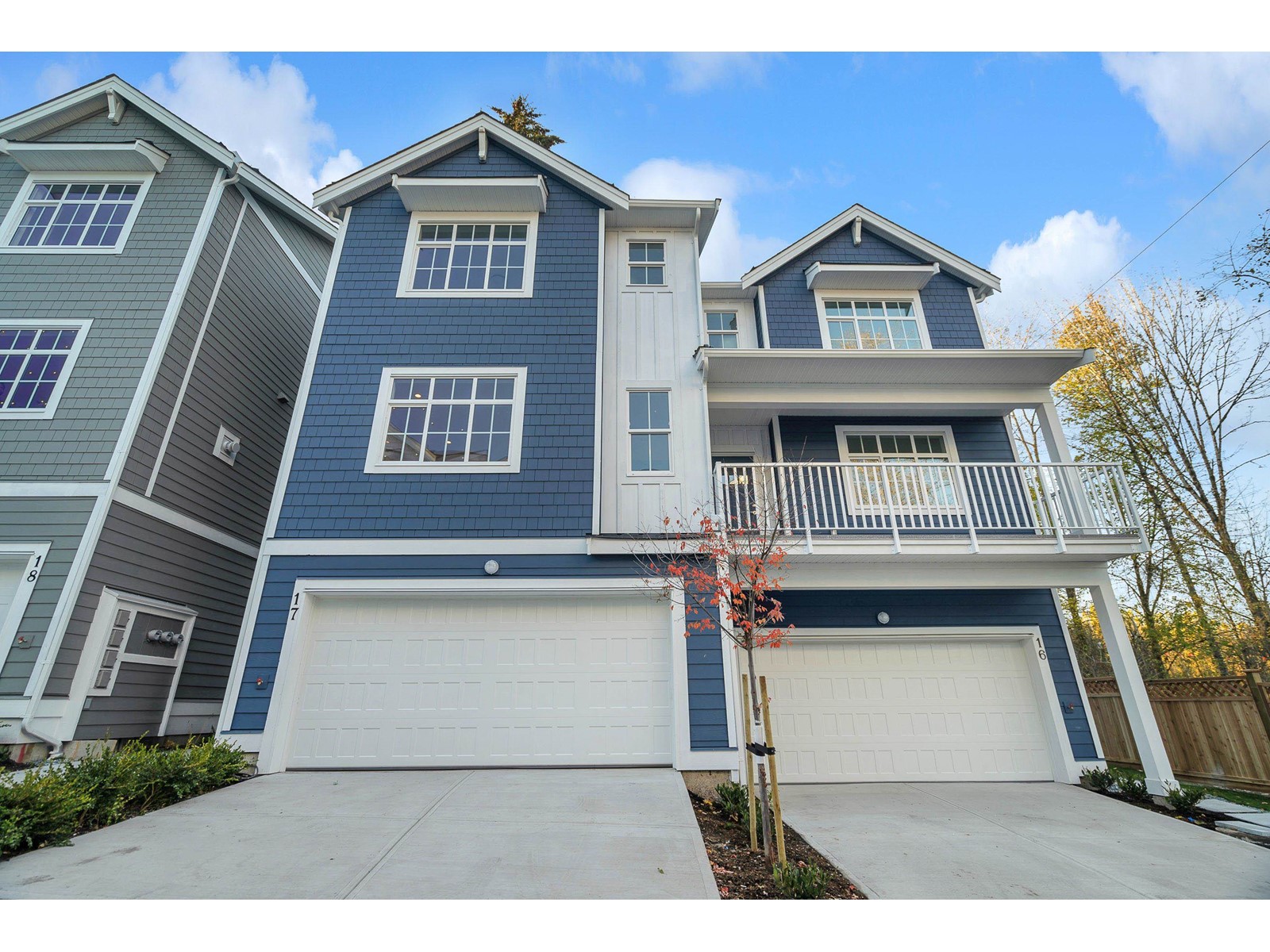14 9762 182a Street Property Photo 3