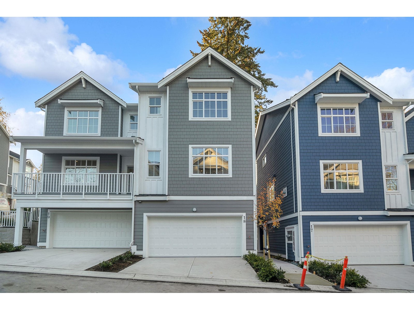 13 9762 182a Street Property Photo 2