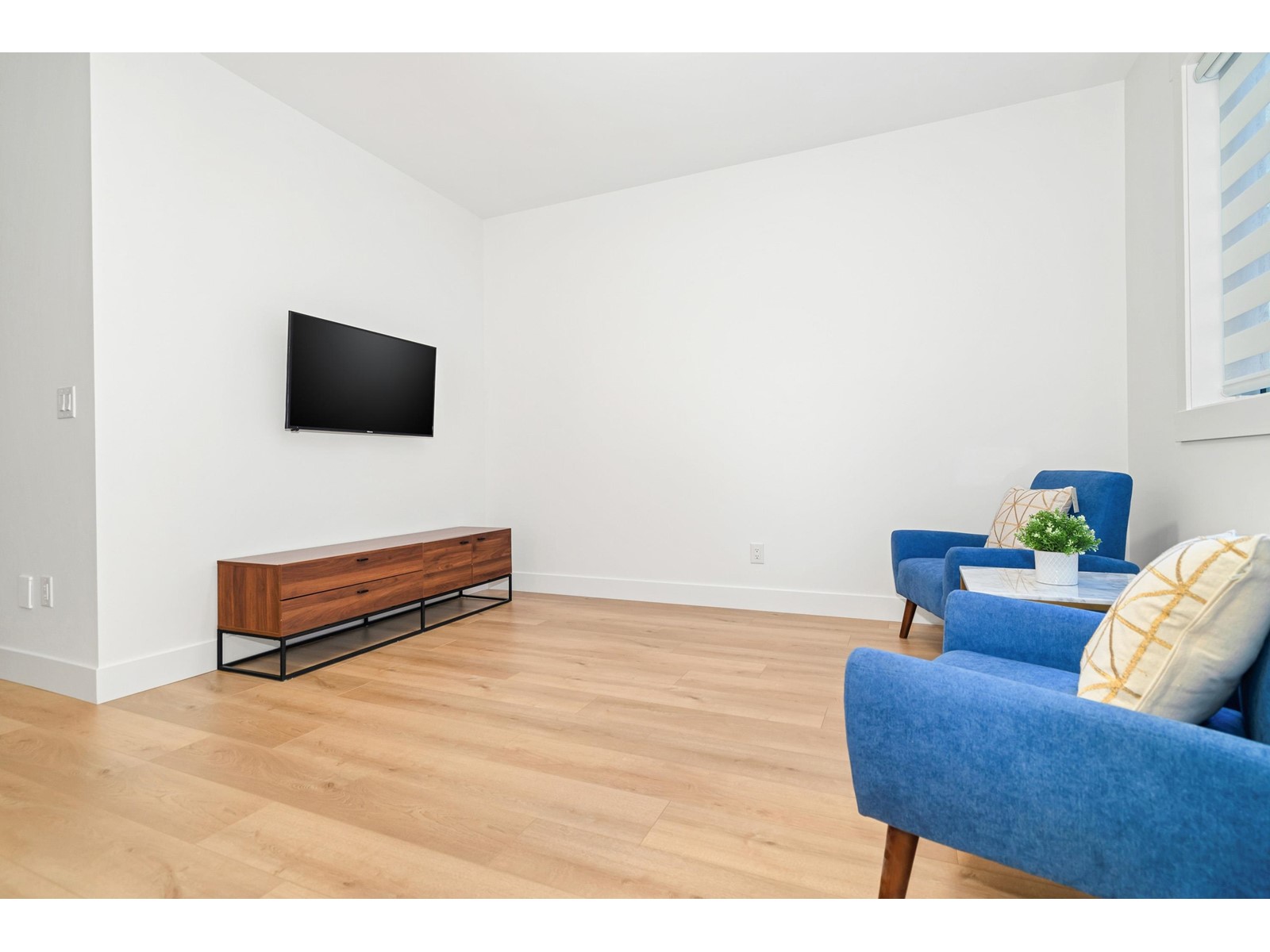 13 9762 182a Street Property Photo 12