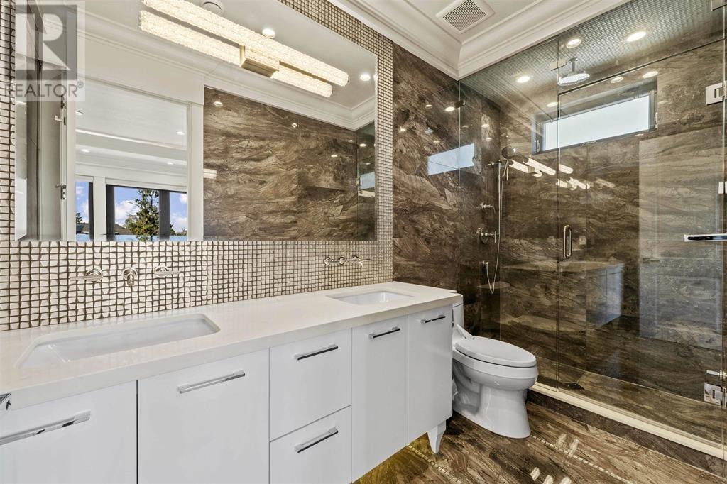 6300 Riverdale Drive Property Photo 21