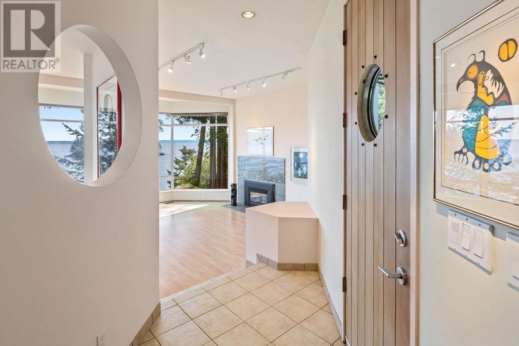 12416 Whitestone Road Property Photo 7