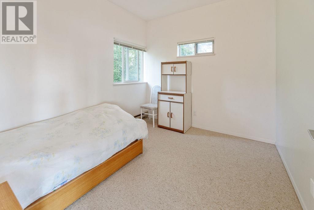 12416 Whitestone Road Property Photo 21
