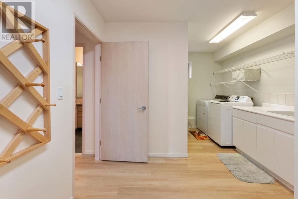 12416 Whitestone Road Property Photo 26