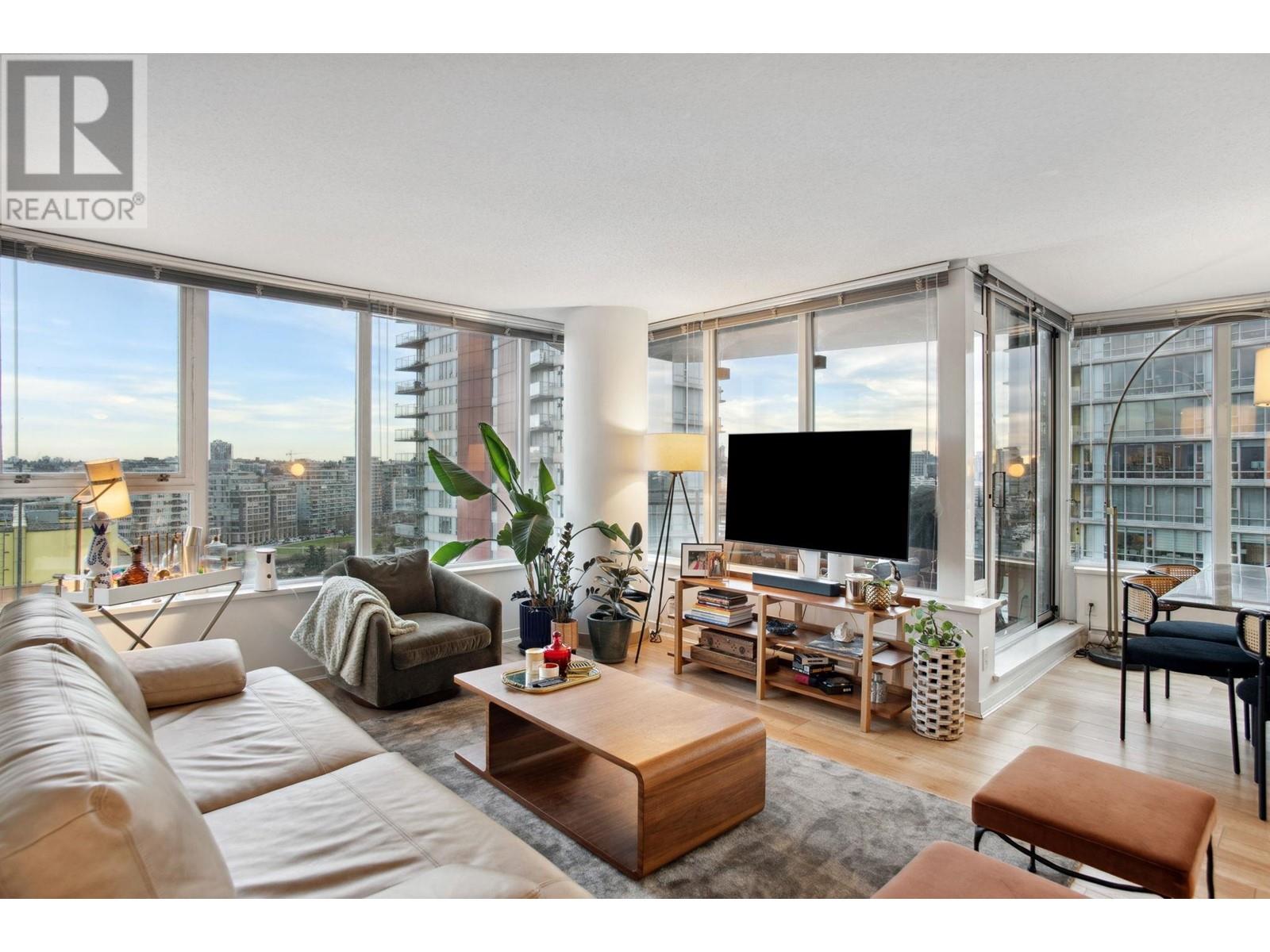 1803 33 Smithe Street Property Photo 5