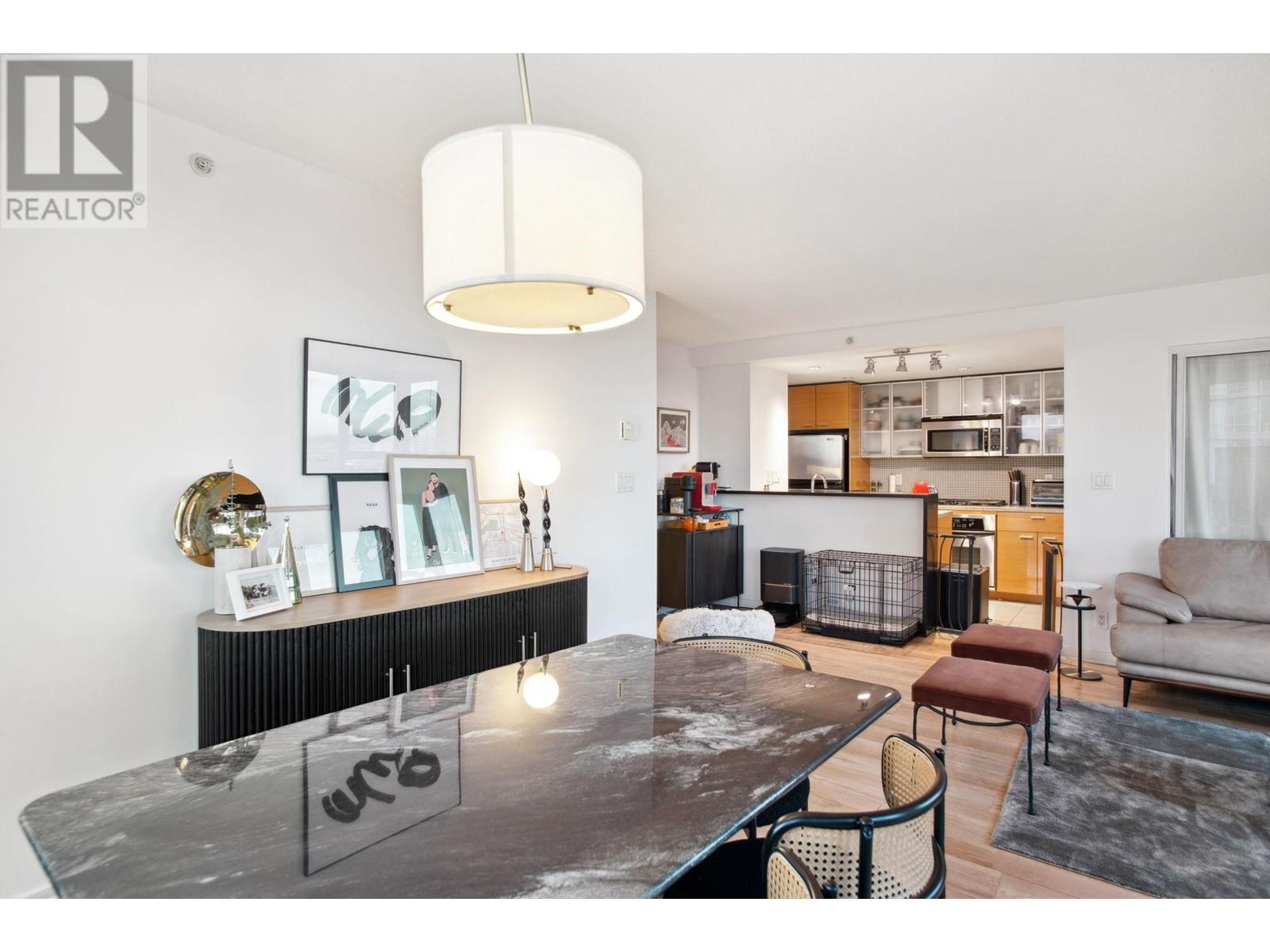 1803 33 Smithe Street Property Photo 8