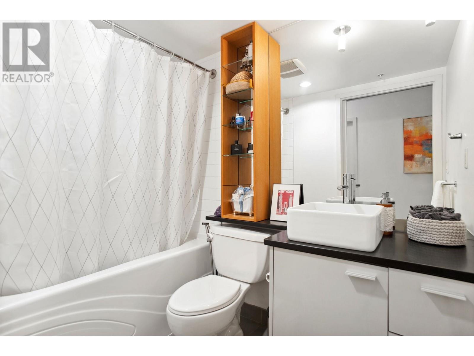 1803 33 Smithe Street Property Photo 13