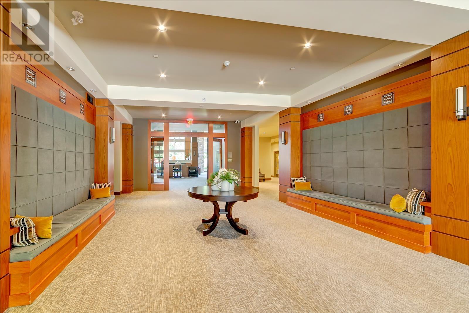 1605 3096 Windsor Gate Property Photo 28