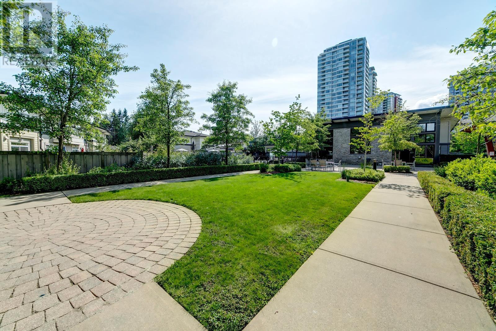 1605 3096 Windsor Gate Property Photo 34