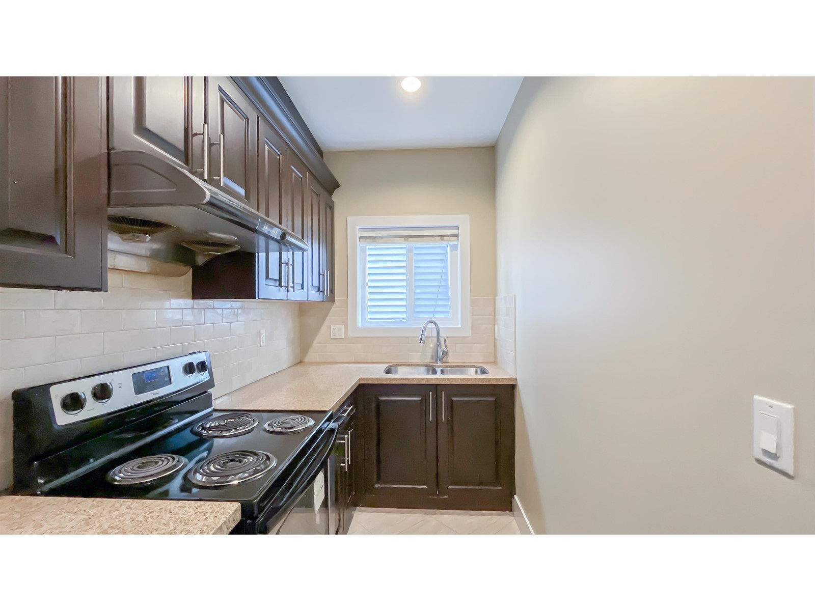 14059 91 Avenue Property Photo 13