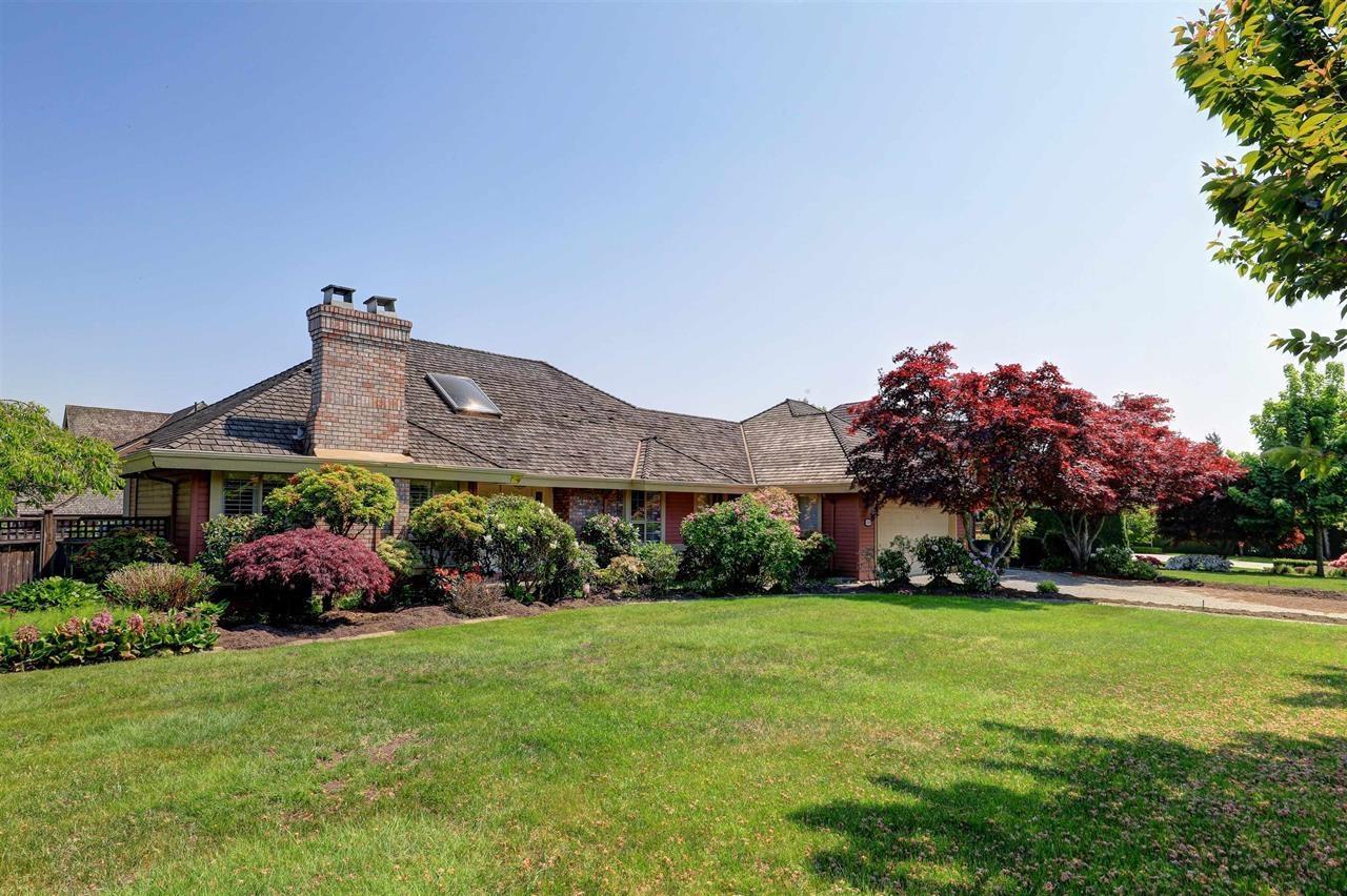 3382 155 Street Property Photo 2