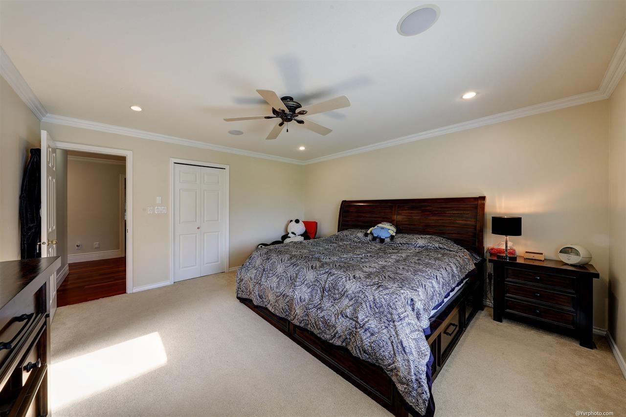 3382 155 Street Property Photo 22