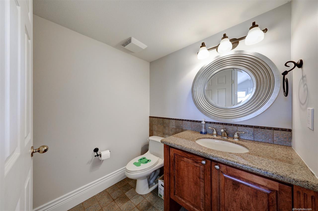 3382 155 Street Property Photo 27