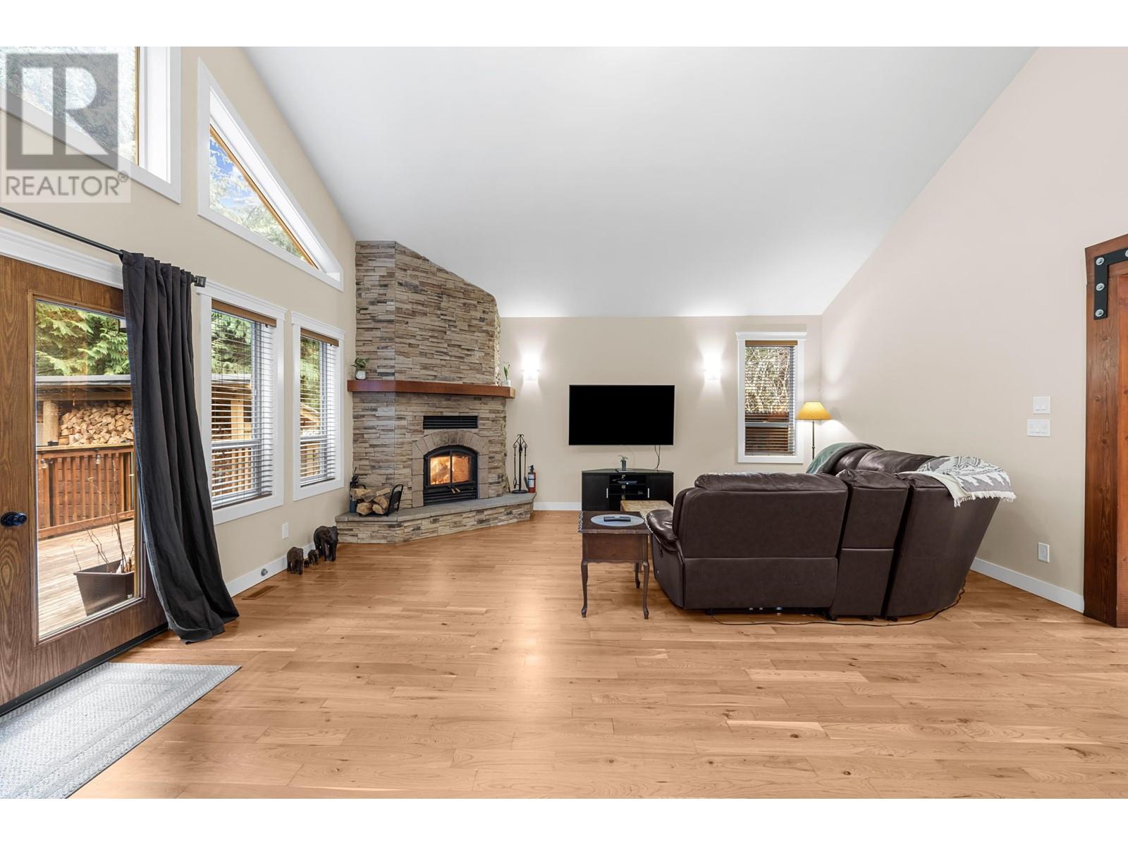 1782 Depot Road Property Photo 18