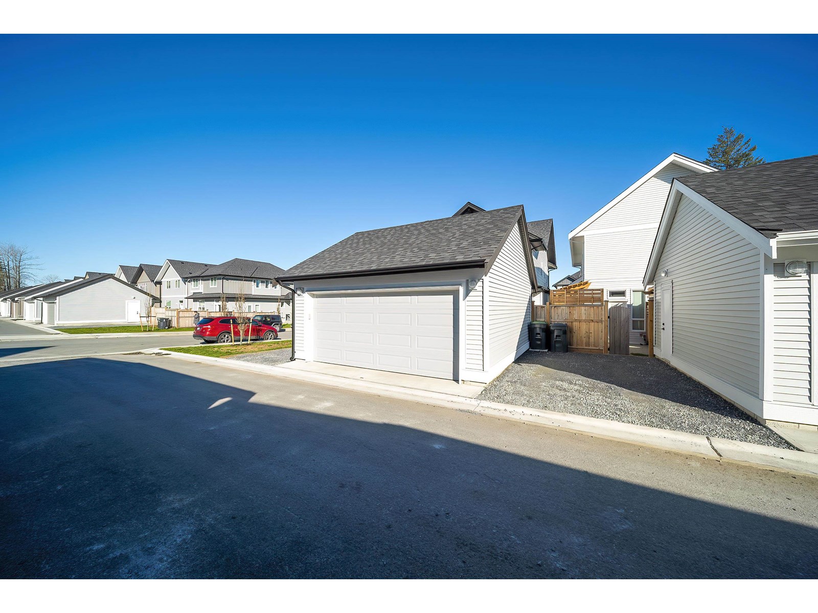 20502 76a Avenue Property Photo 6