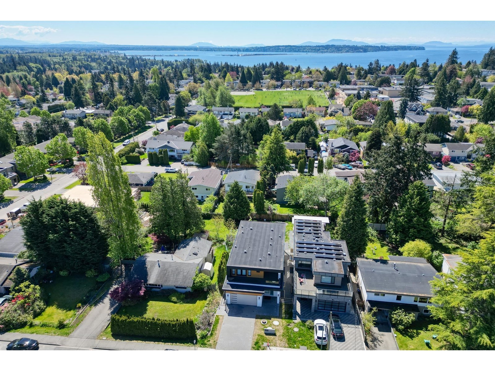 15908 Russell Avenue Property Photo