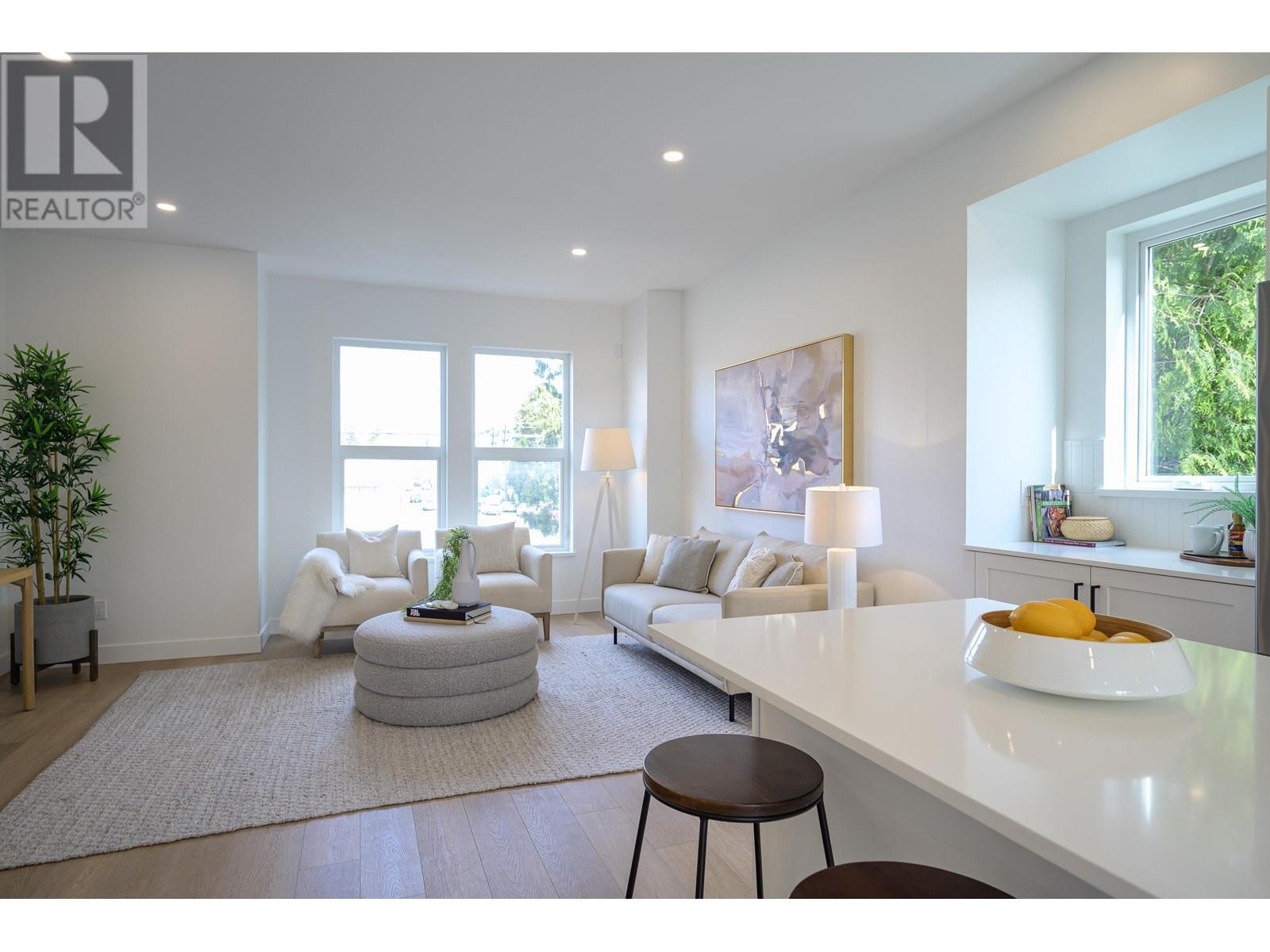 1 4788 54a Street Property Photo 10