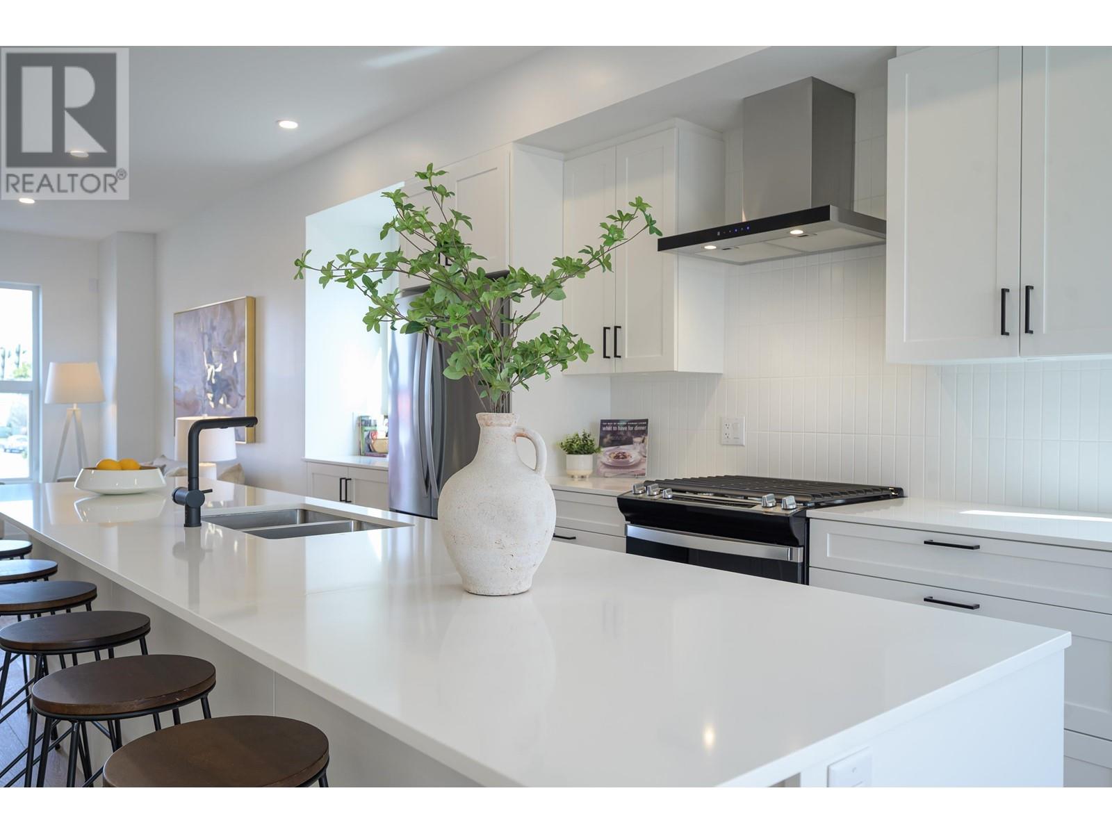 1 4788 54a Street Property Photo 13