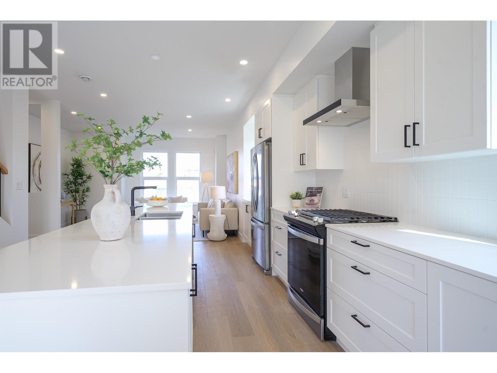 1 4788 54a Street Property Photo 14
