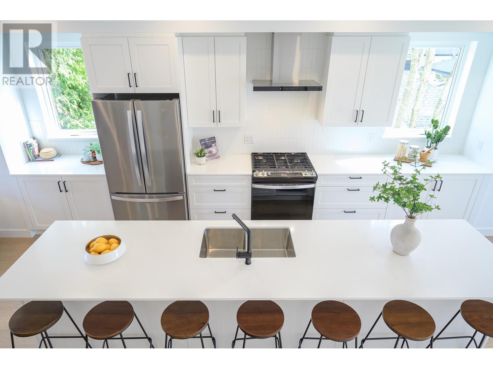 1 4788 54a Street Property Photo 16