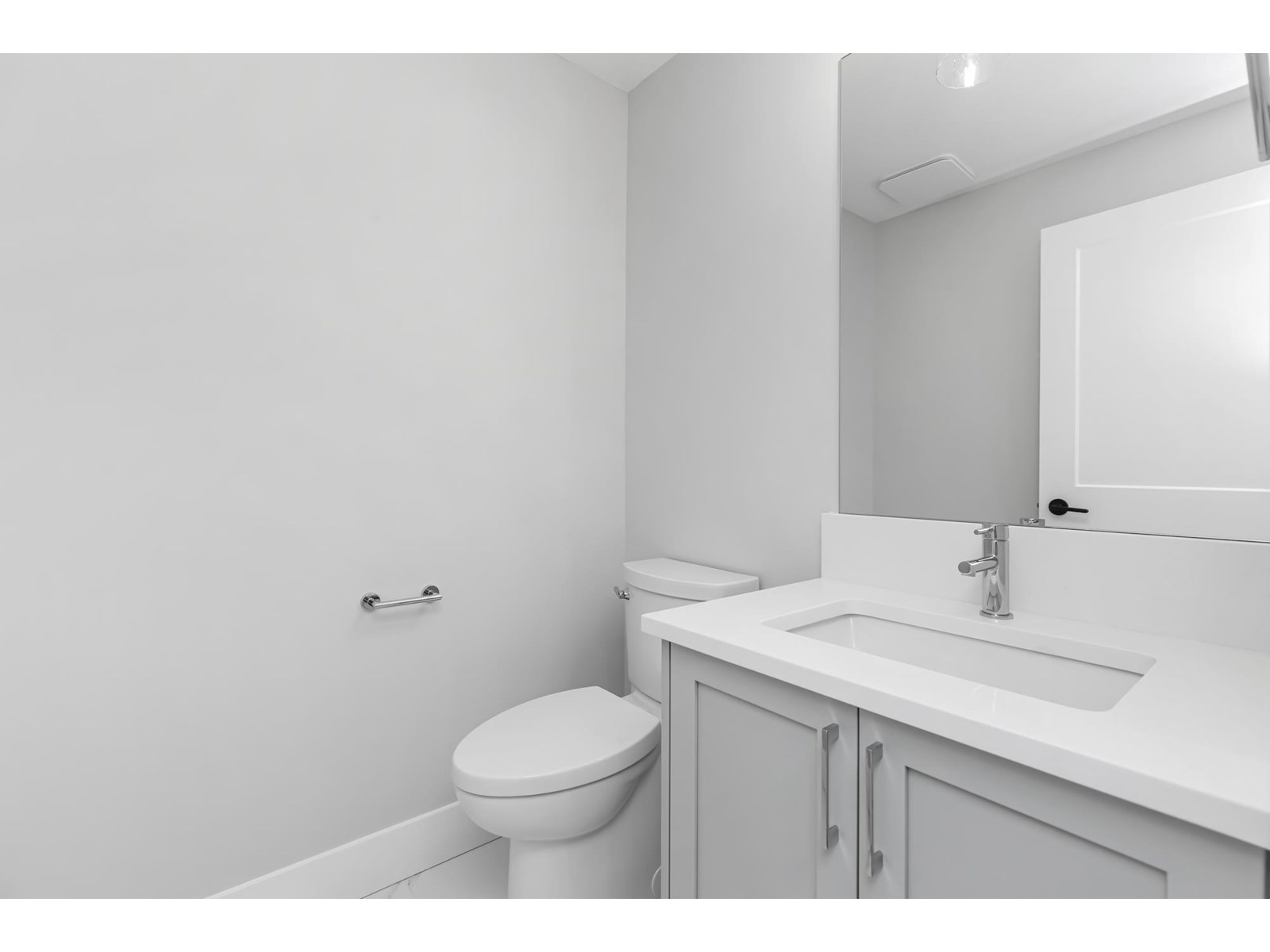 1949 Sparrow Hawk Place, Mt Woodside Property Photo 5