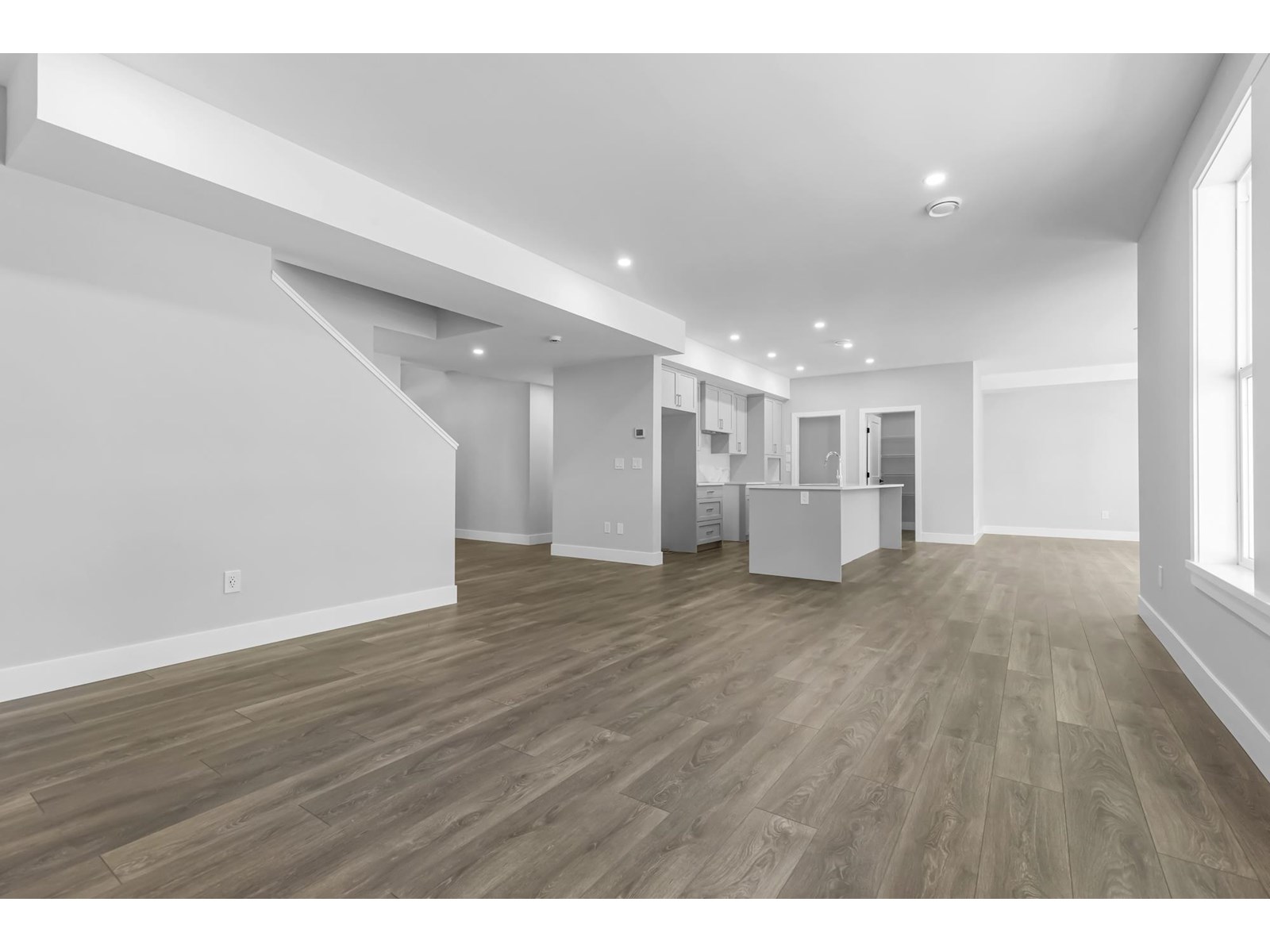 1949 Sparrow Hawk Place, Mt Woodside Property Photo 10