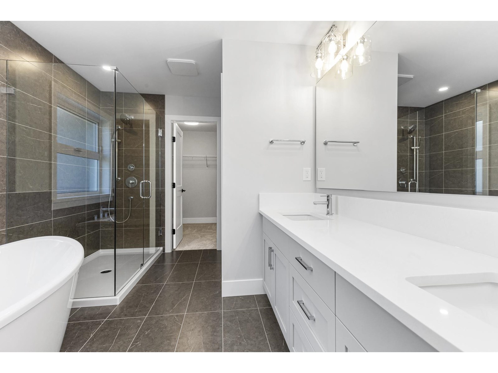 1949 Sparrow Hawk Place, Mt Woodside Property Photo 30