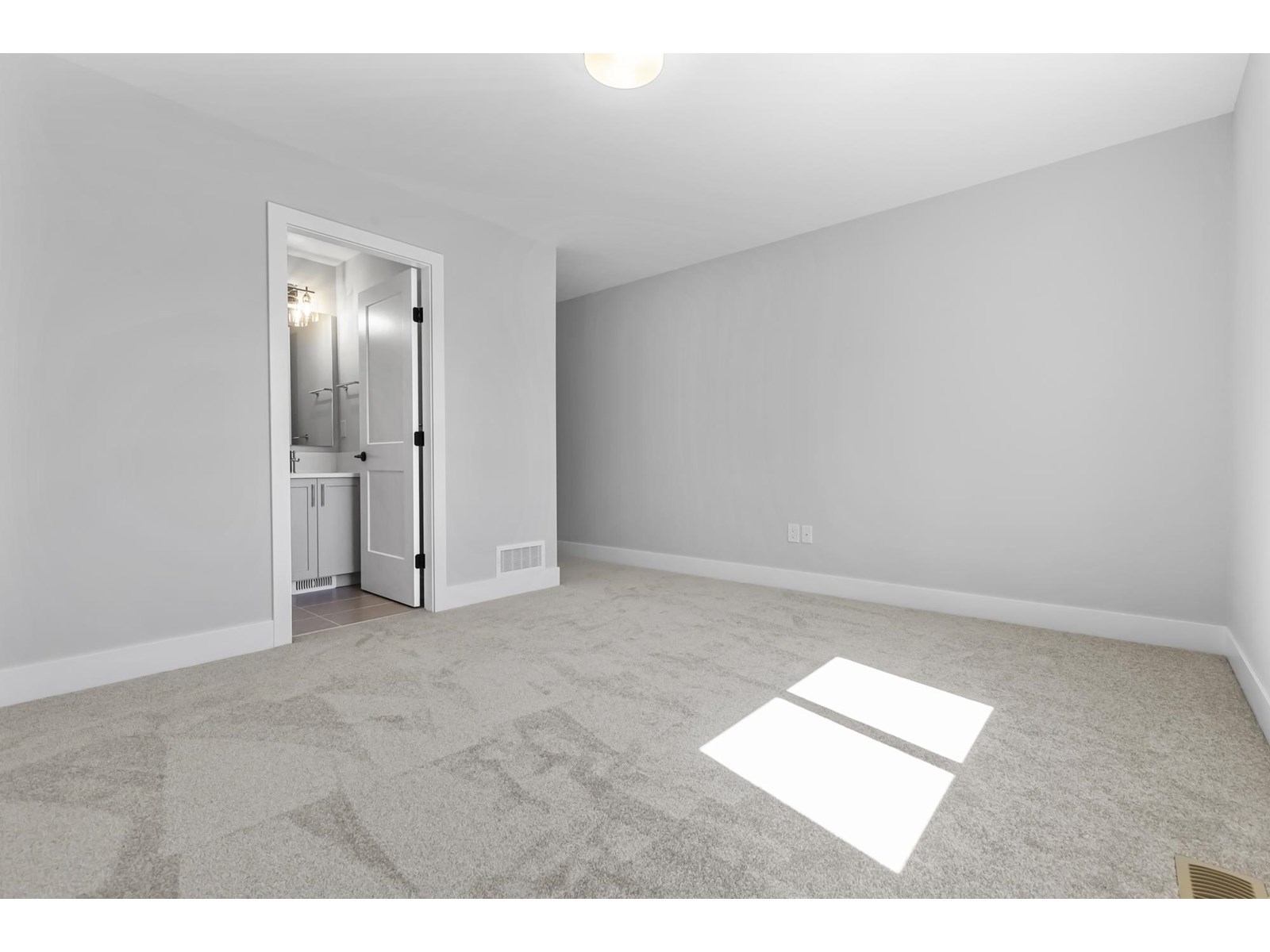 1949 Sparrow Hawk Place, Mt Woodside Property Photo 36