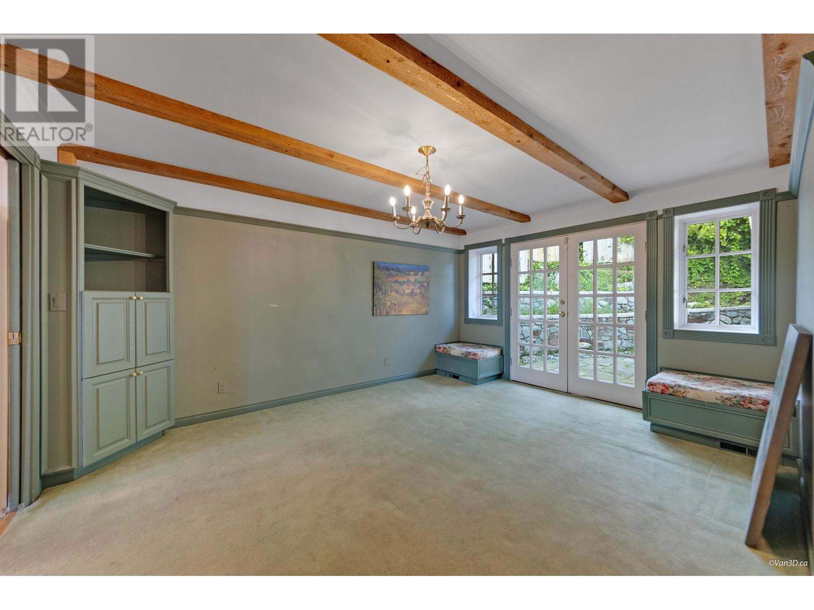 825 8th Street Property Photo 15