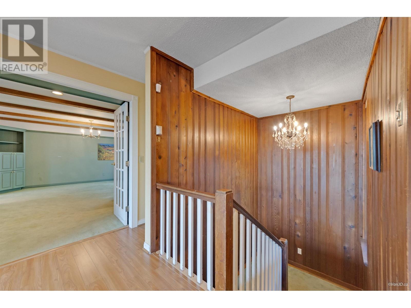 825 8th Street Property Photo 16