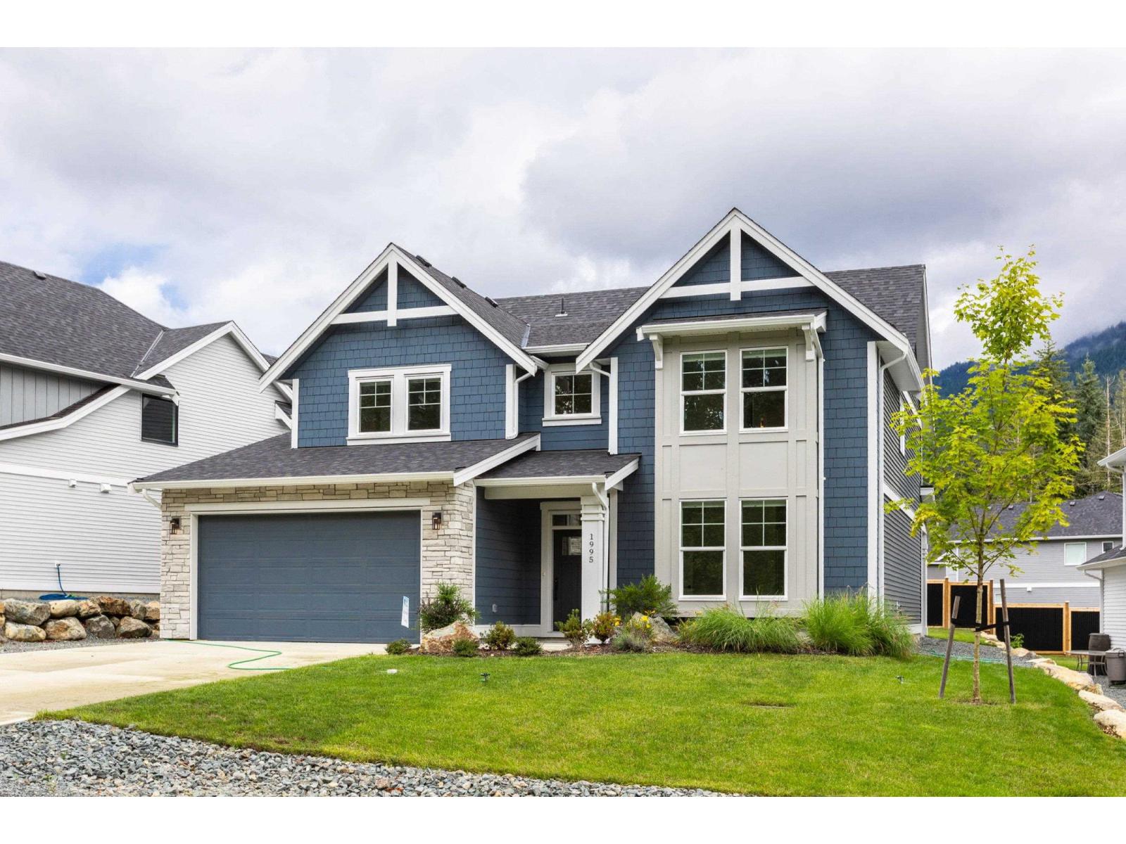 1995 WOODSIDE BOULEVARD, Mt Woodside Property Photo 1