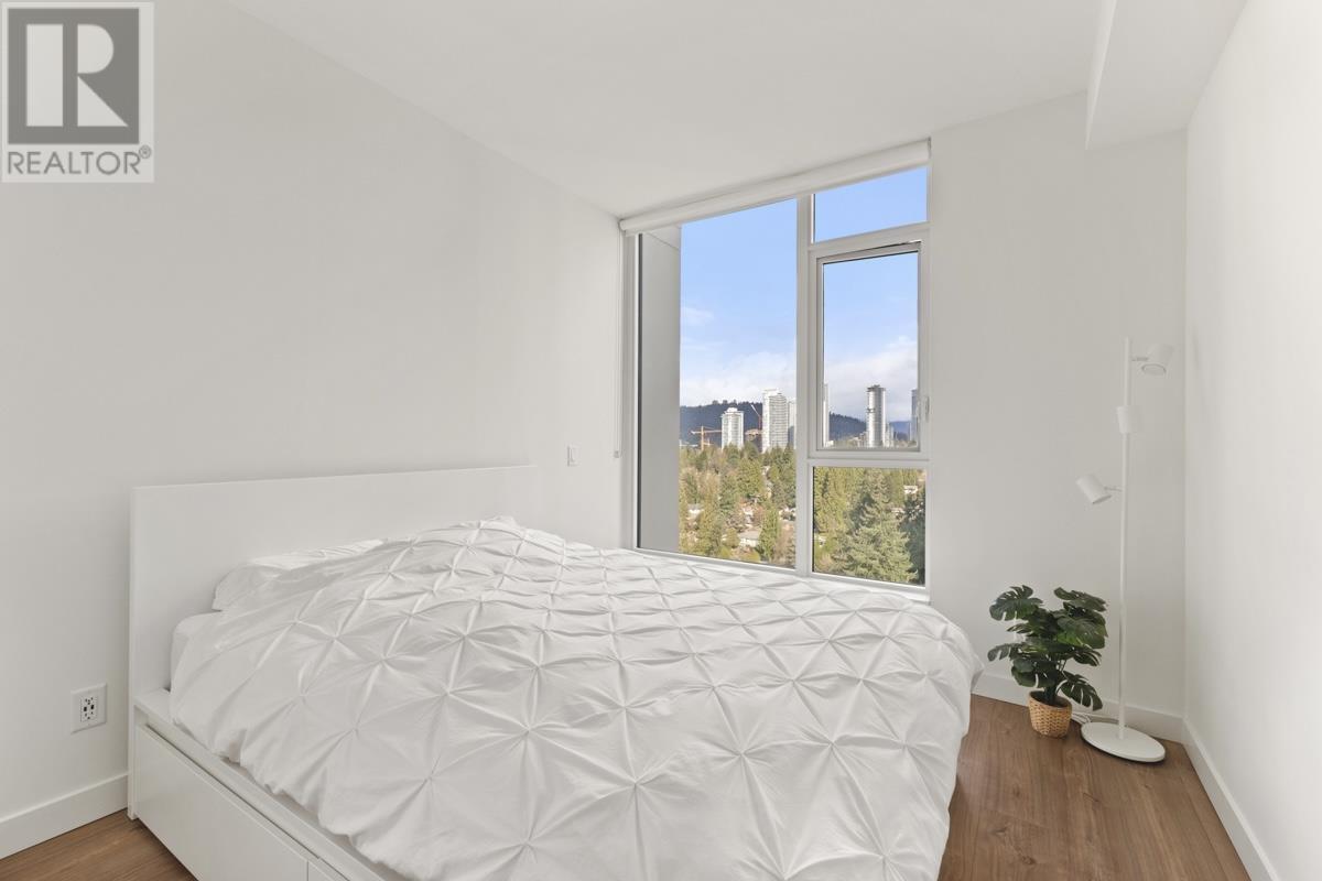1702 585 Austin Avenue Property Photo 11