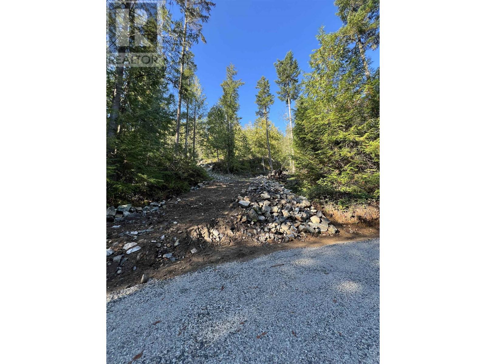 Lot 2 13685 Lee Road Property Photo 9