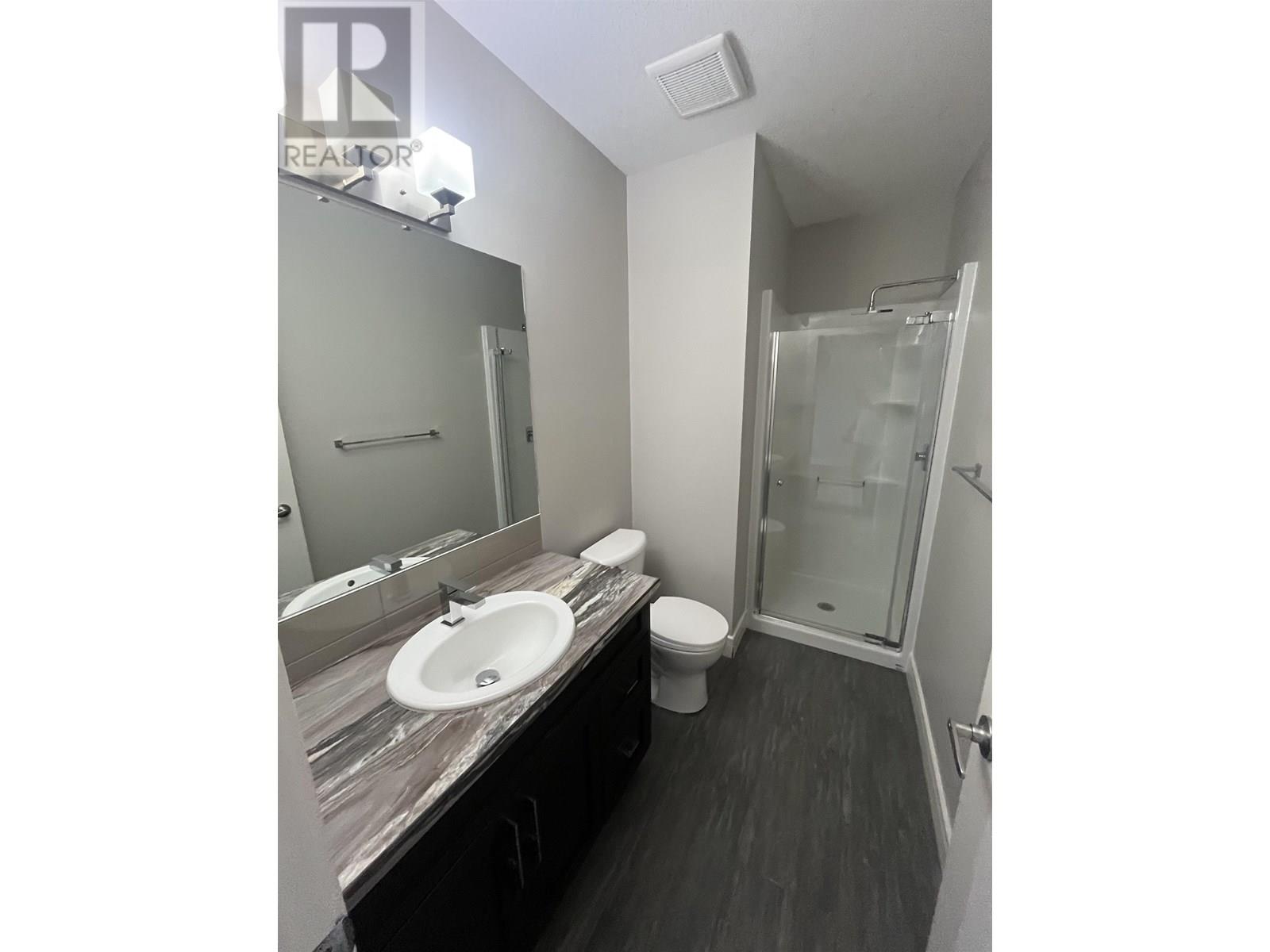 8615 81a Street Property Photo 8