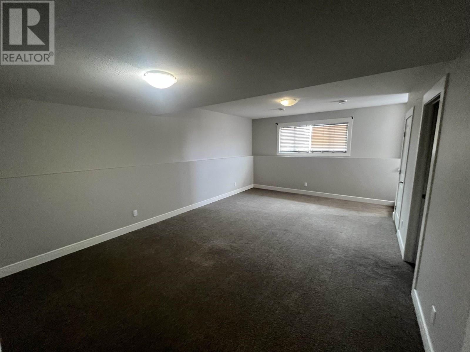 8615 81a Street Property Photo 10