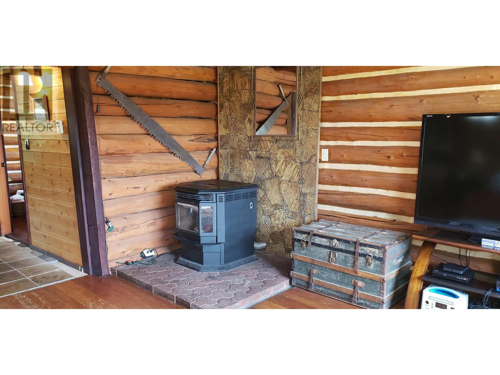 7509 Burgess Road Property Photo 14