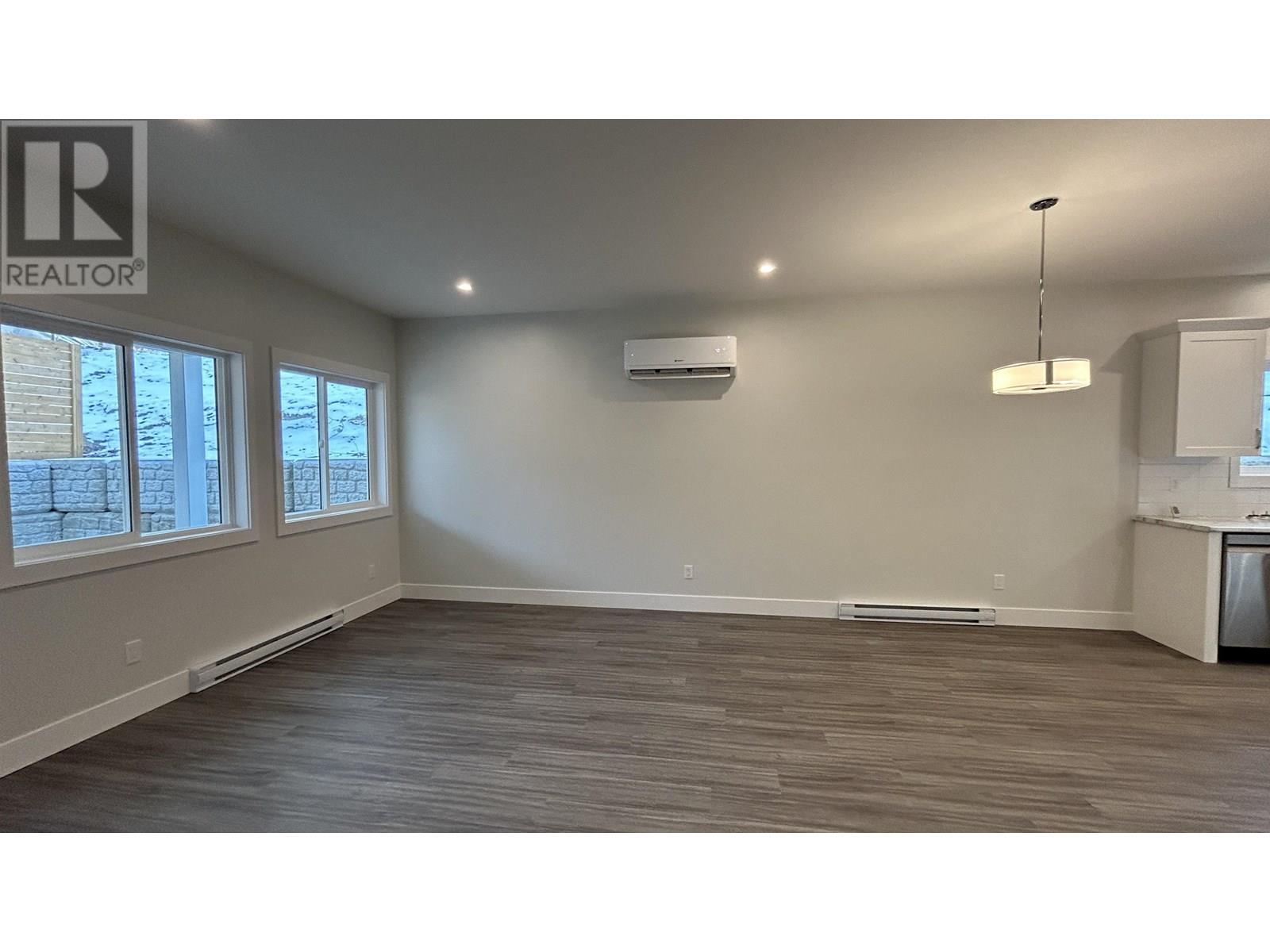 19 105 Forest Ridge Road Property Photo 5