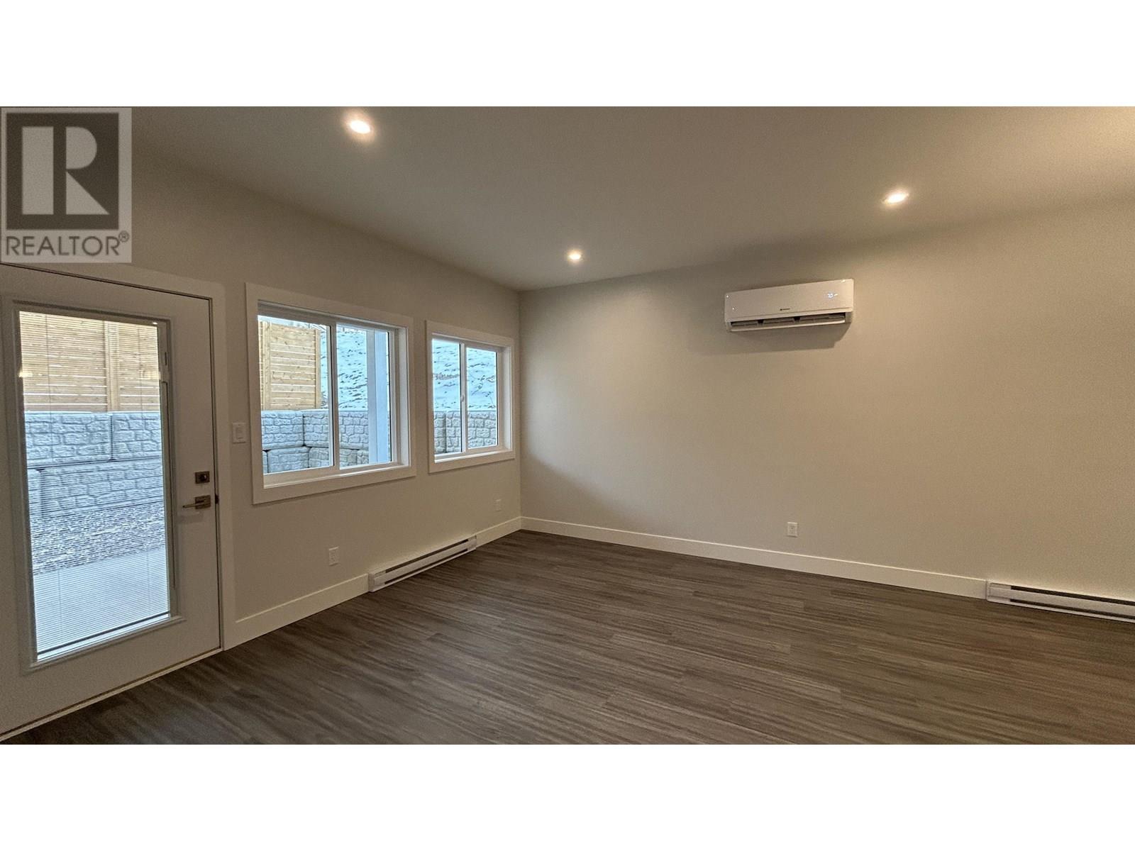 19 105 Forest Ridge Road Property Photo 8