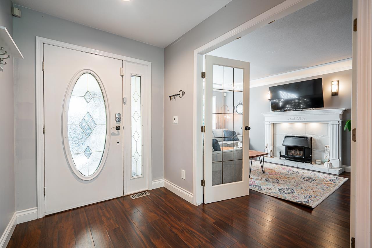 20552 96a Avenue Property Photo 3