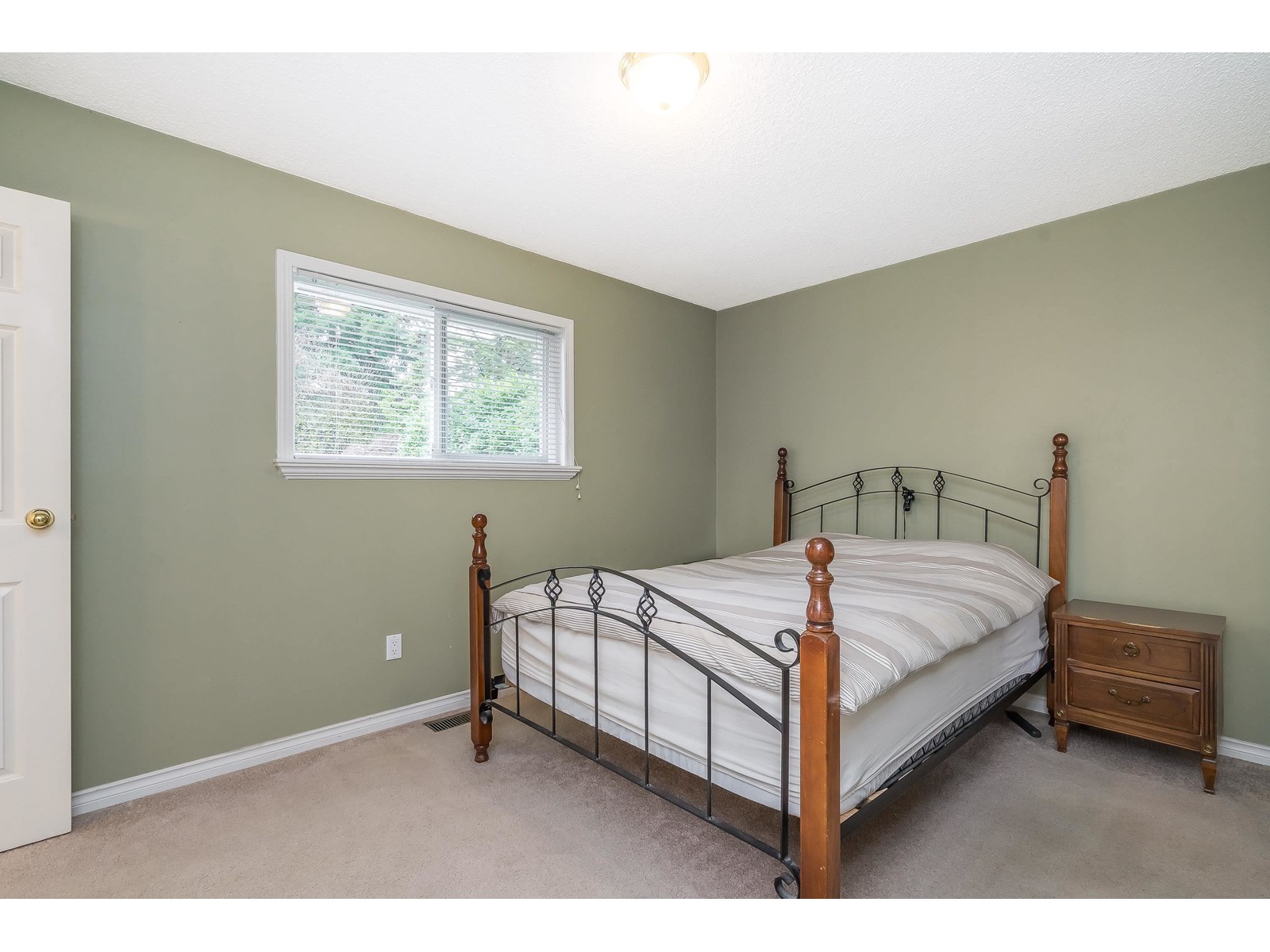 5688 244 Street Property Photo 21