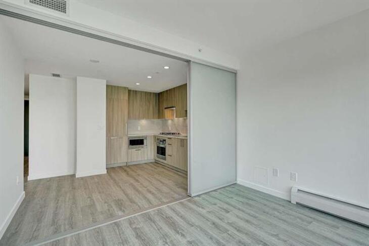 508 13350 Central Avenue Property Photo 7