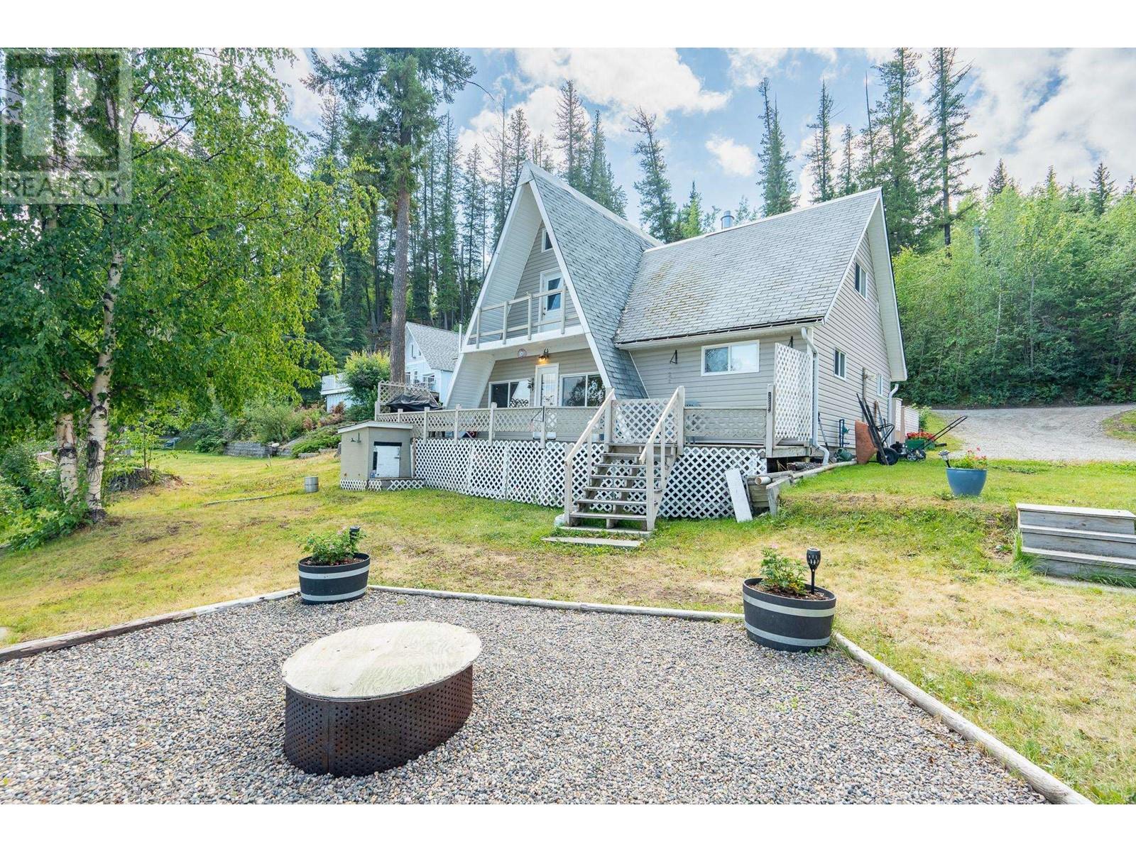 51180 Lloyd Drive Property Photo