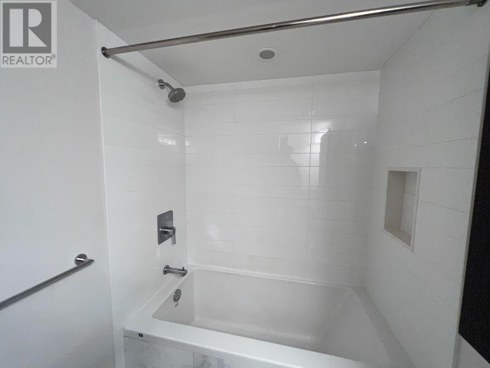 2002 8189 Cambie Street Property Photo 14