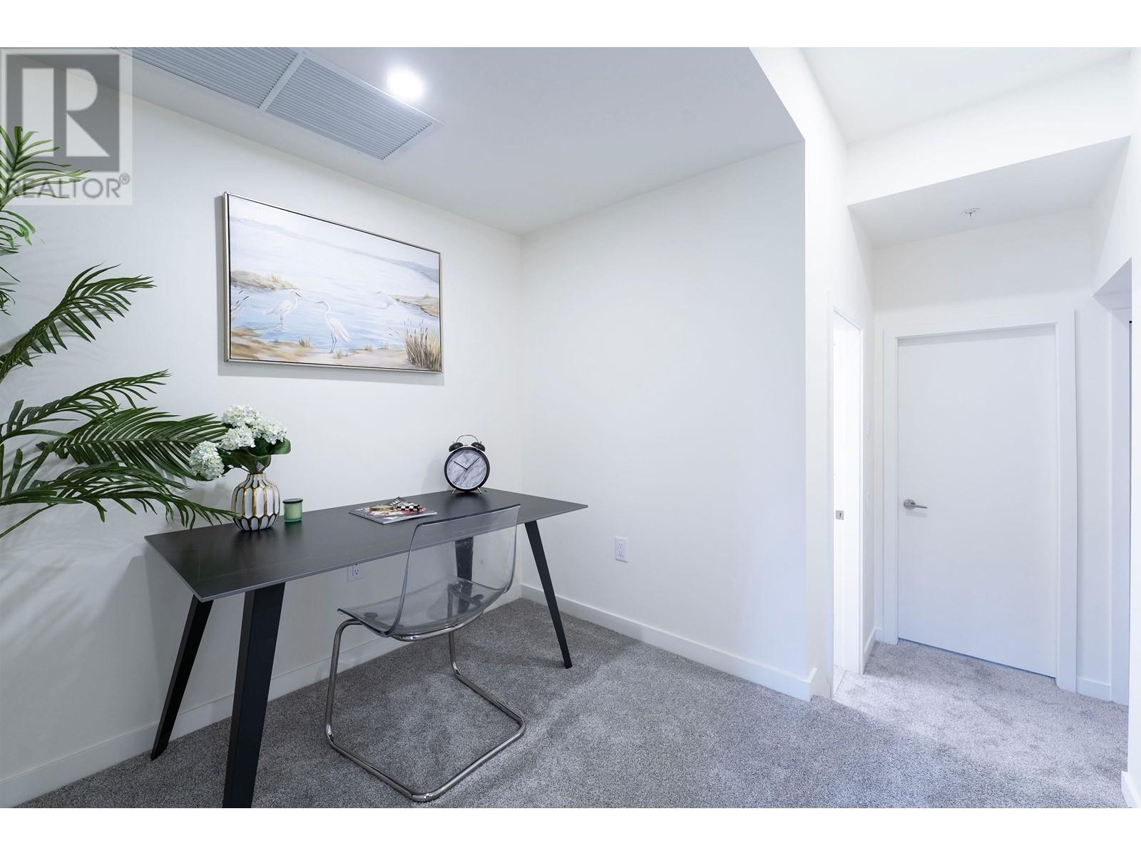 5 6929 Balmoral Street Property Photo 12