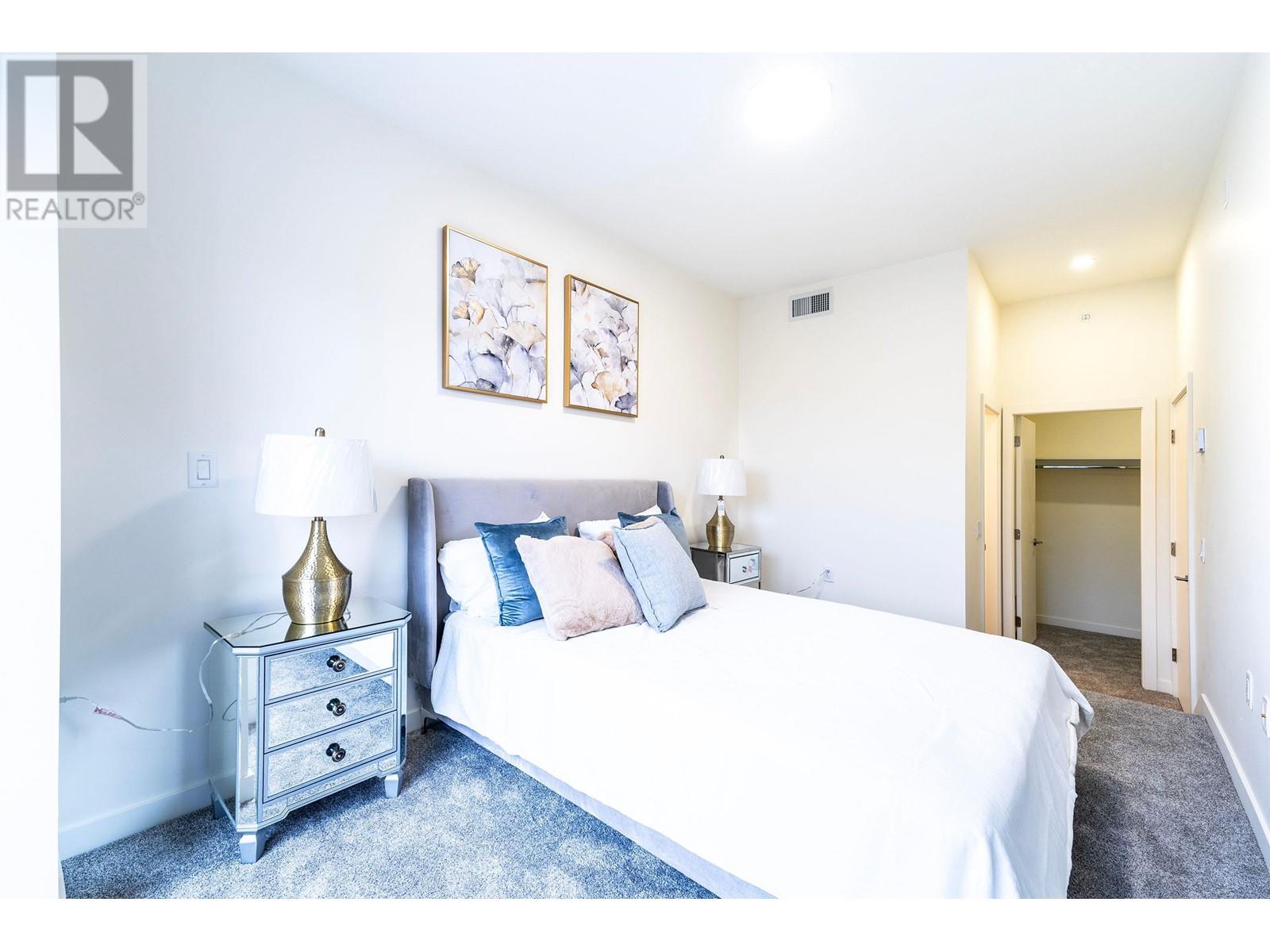 5 6929 Balmoral Street Property Photo 15