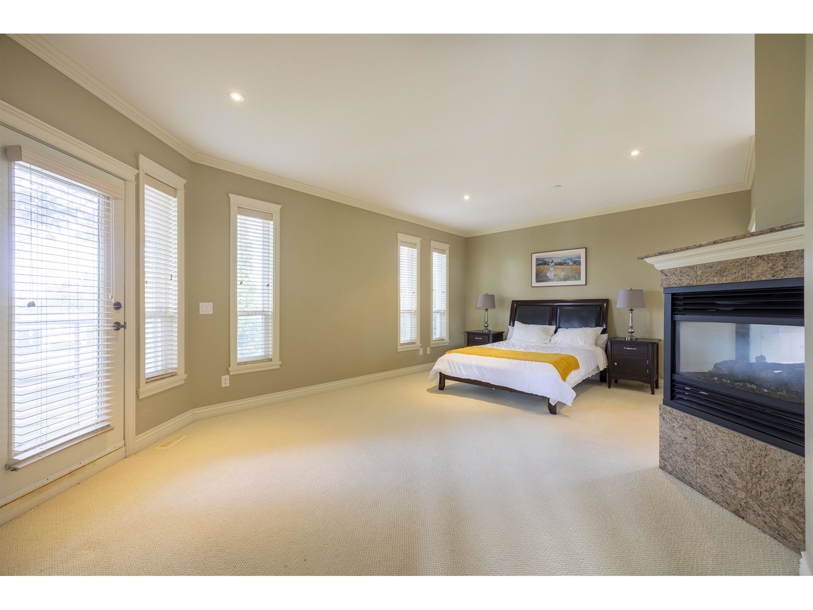 1353 Everall Street Property Photo 18