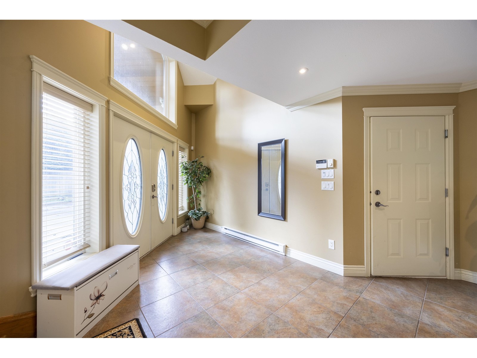 1353 Everall Street Property Photo 23