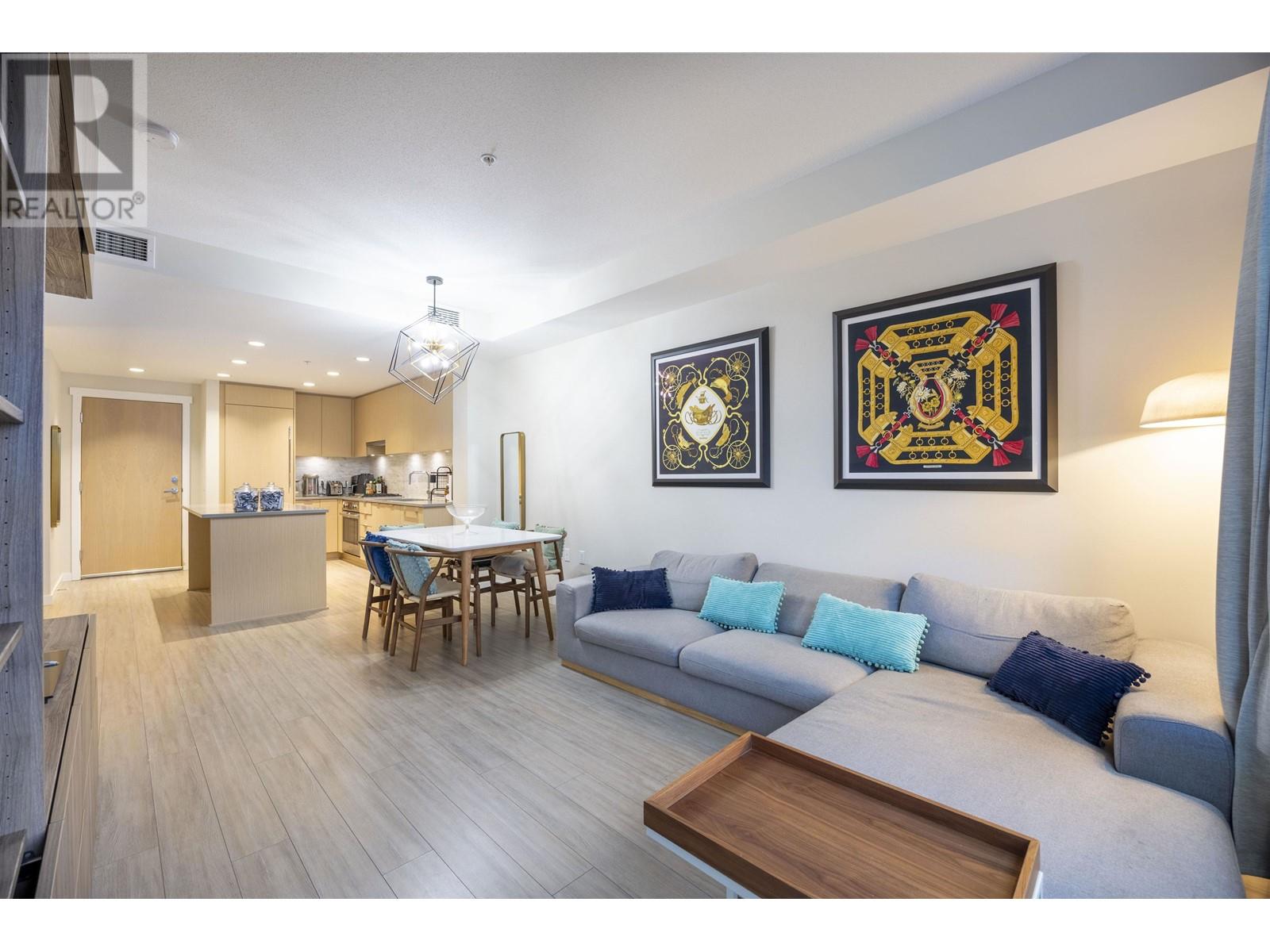 422 9213 Odlin Road Property Photo 6