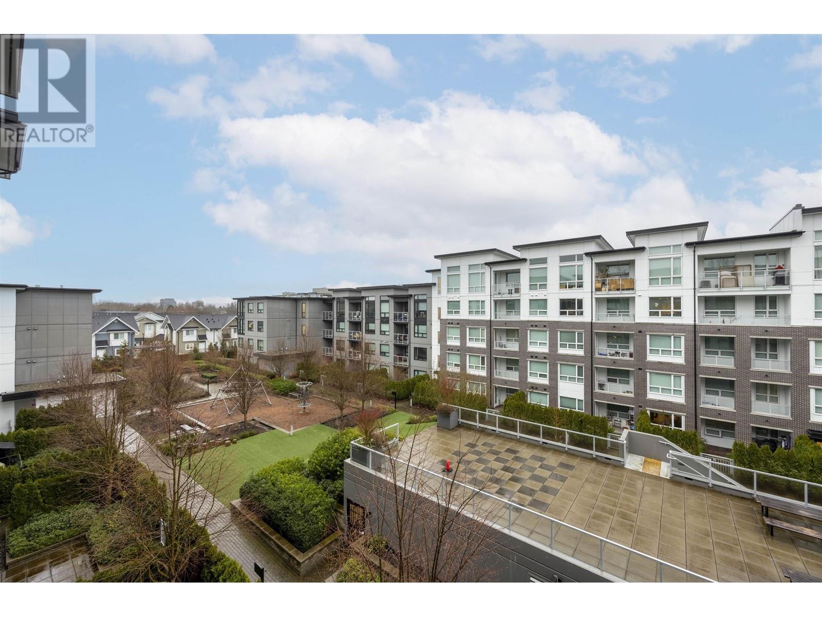 422 9213 Odlin Road Property Photo 18