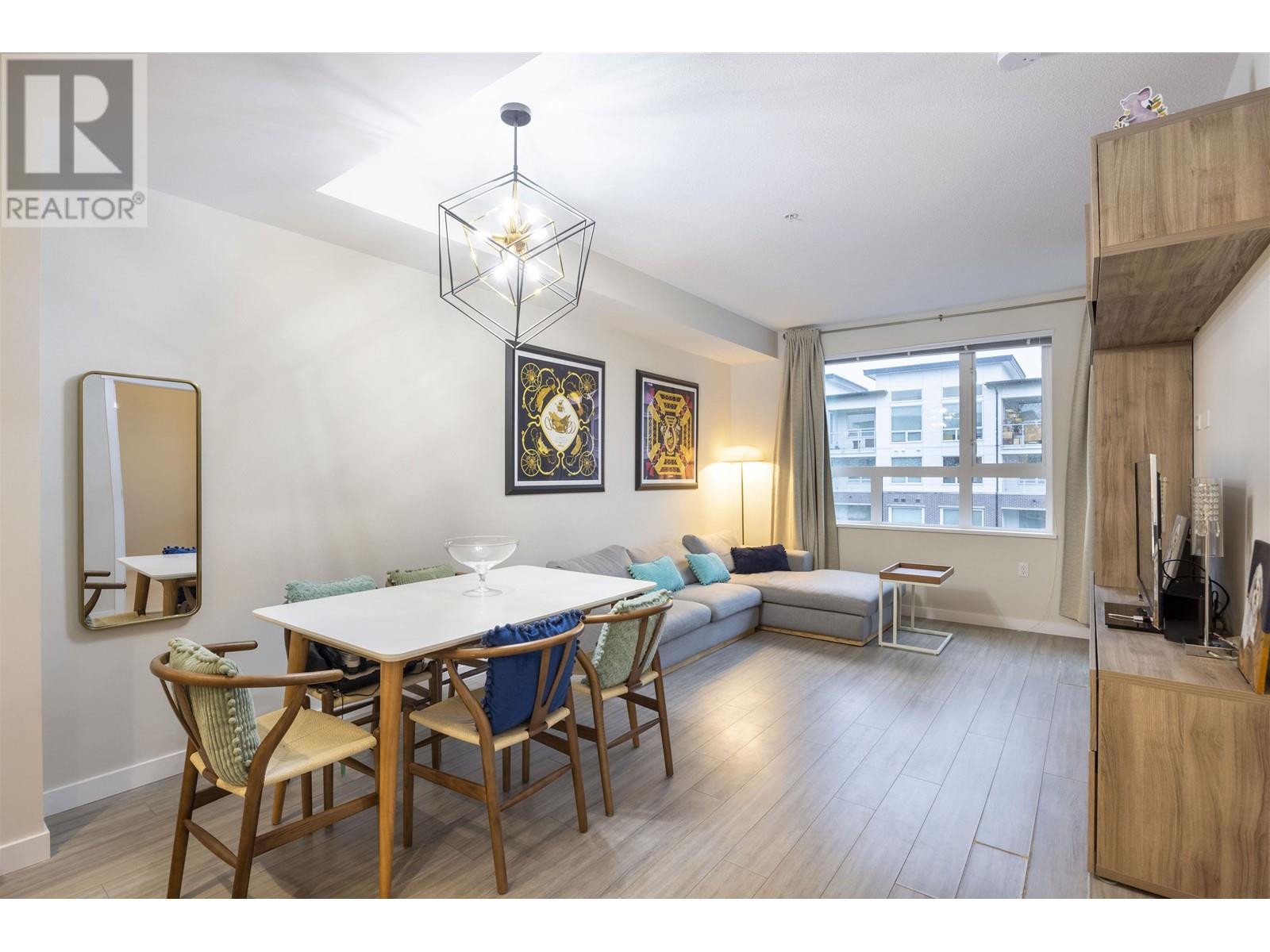 422 9213 Odlin Road Property Photo 19